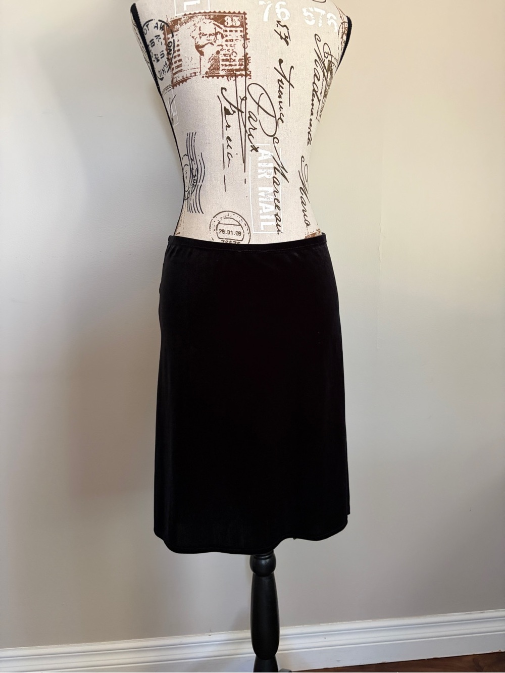Y2K Le Chateau Black Velvet Skirt Whimsigoth Grunge 2000s Gothic - Picture 3 of 8